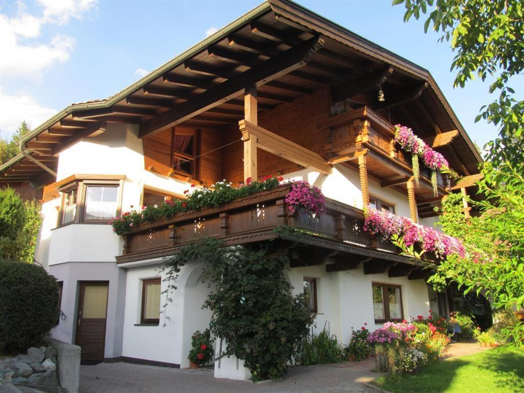 Ferienwohnung Lavendel Елльмау Екстер'єр фото